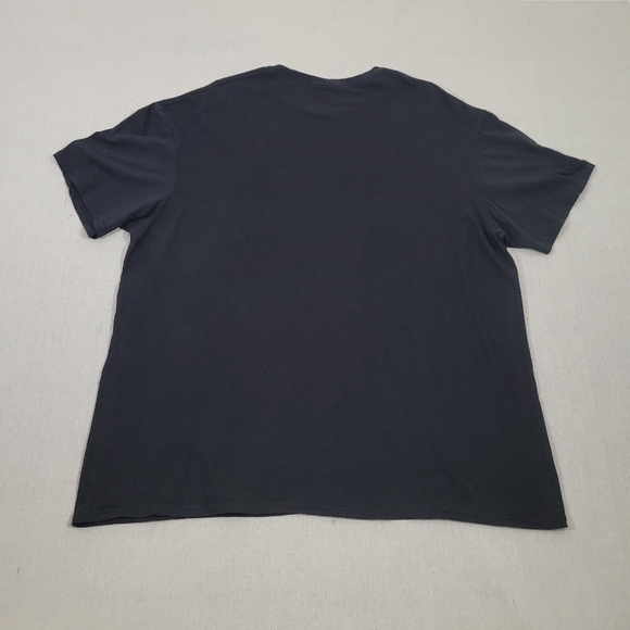 Star Wars Mandalorian Graphic Tee T-shirt Mens 2XL Pop Culture Streetwear Shirt - Picture 4 of 9